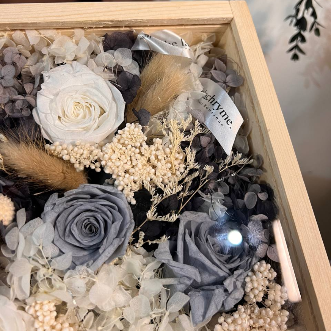 Canus | Boxed Blooms | Grande