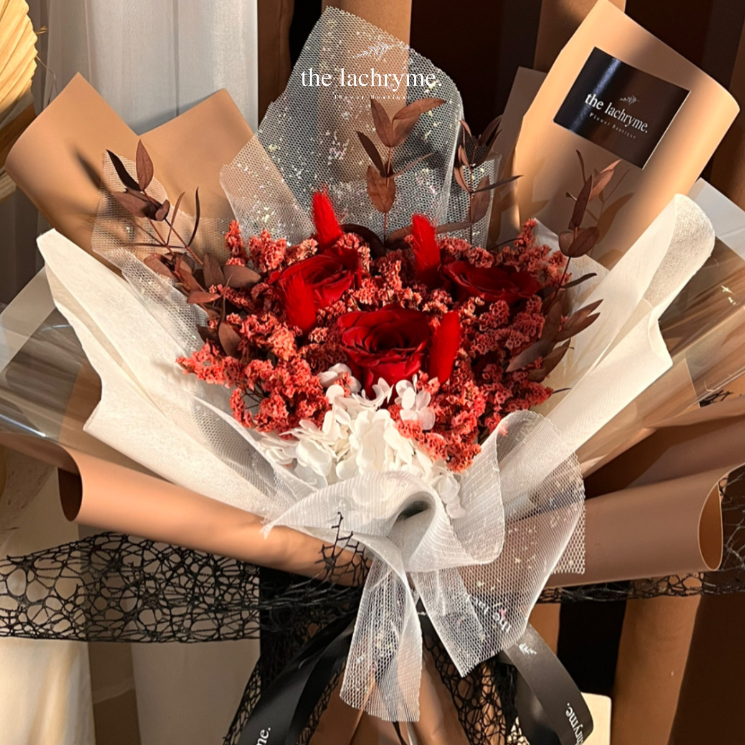 Lara | Preserved Blooms | Petite