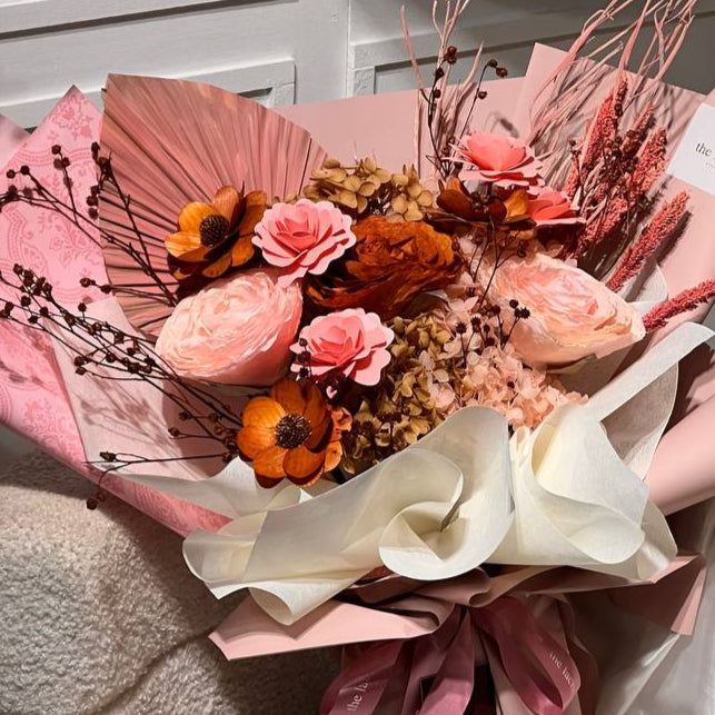 Maria | Dried Blooms | Deluxe