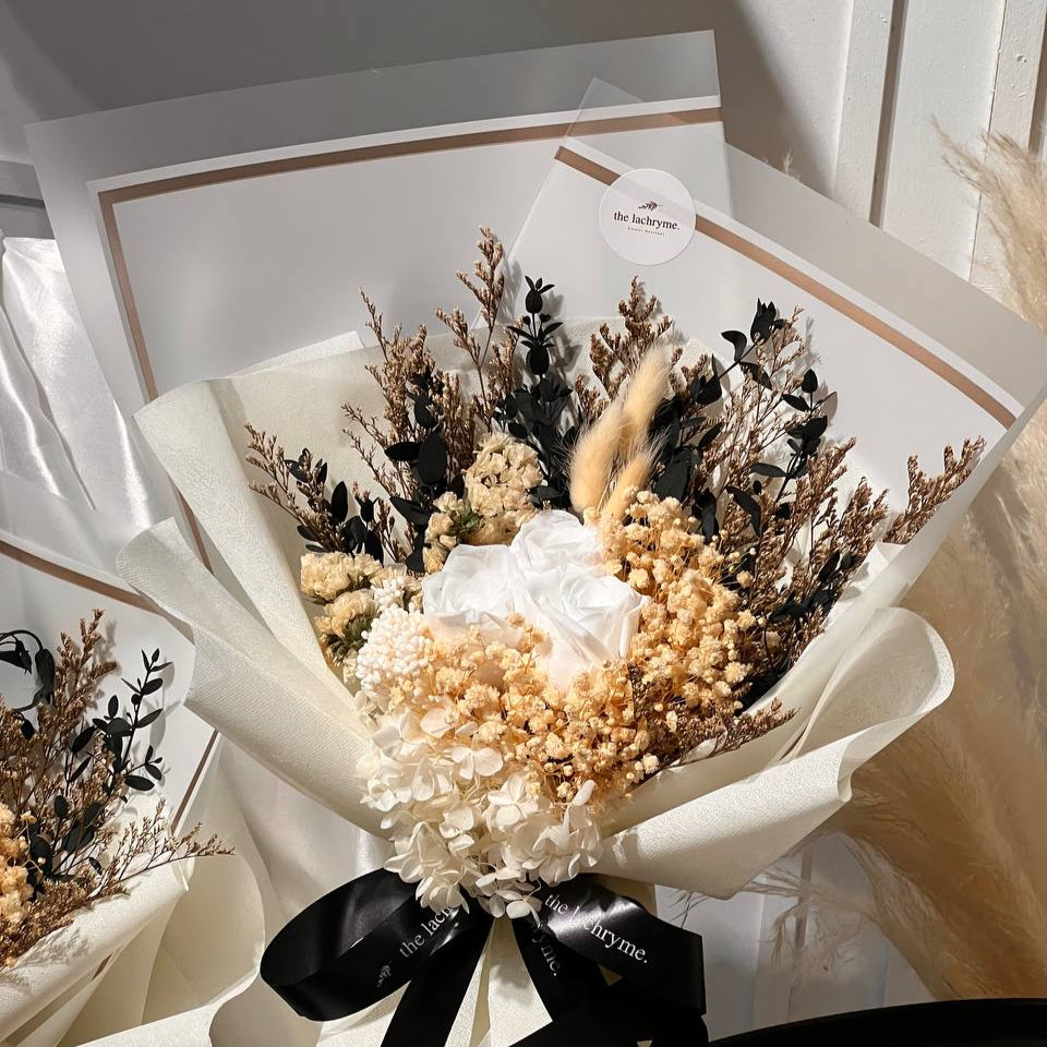 Kathy | Preserved Blooms | Petite