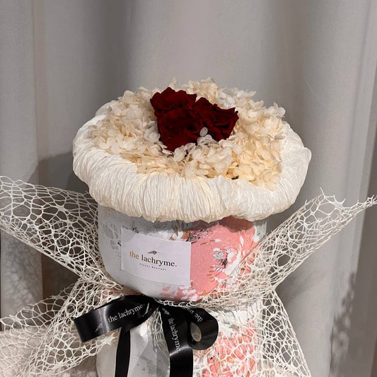 Gyros in Red | Preserved Blooms | Petite