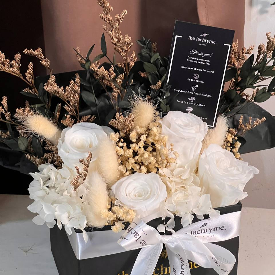 Blanca | Preserved Blooms | Le Fleur
