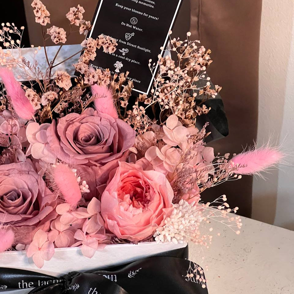 Paeon | Preserved Blooms | Le Fleur