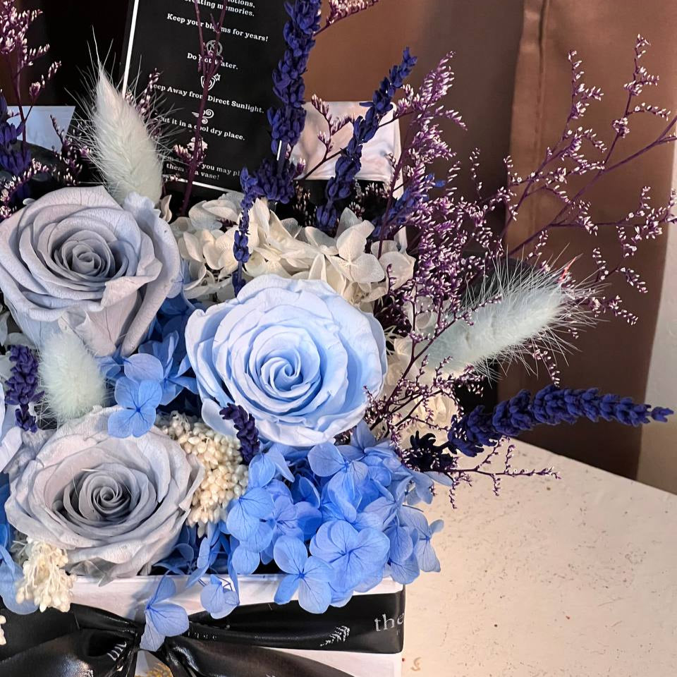 Azure | Preserved Blooms | Le Fleur