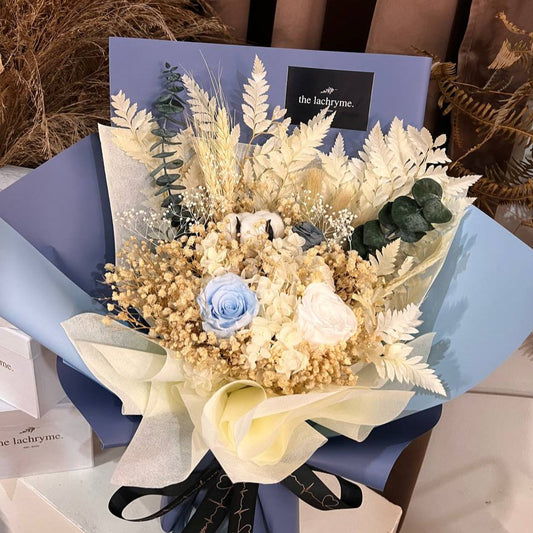 Claudia | Dried & Preserved Blooms | Grand