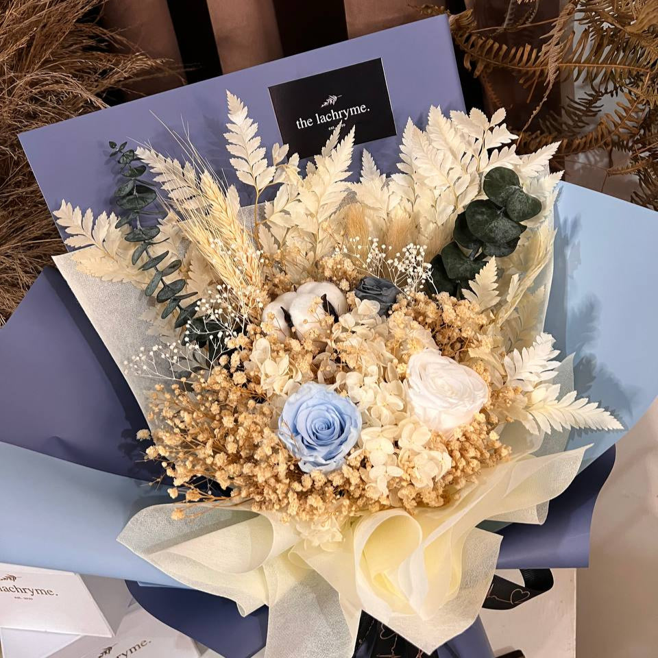 Claudia | Dried & Preserved Blooms | Grand