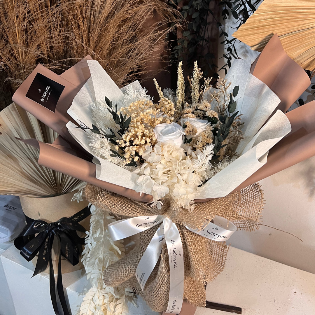 Latte | Preserved Blooms | Petite