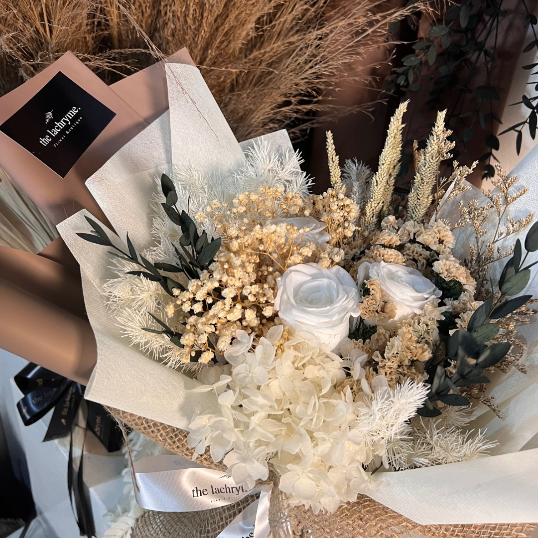 Latte | Preserved Blooms | Petite