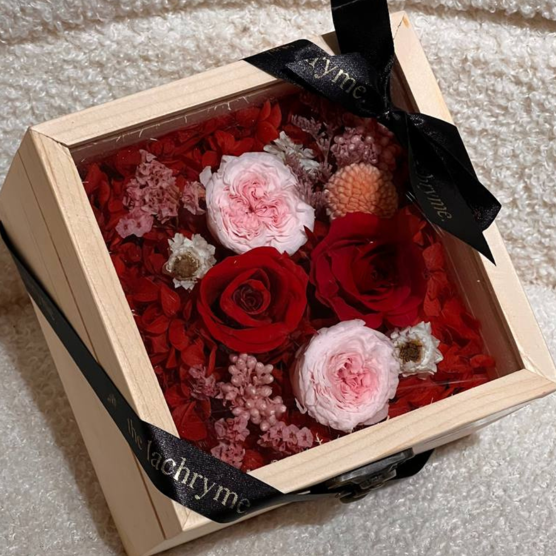 Mariè | Boxed Blooms | Small