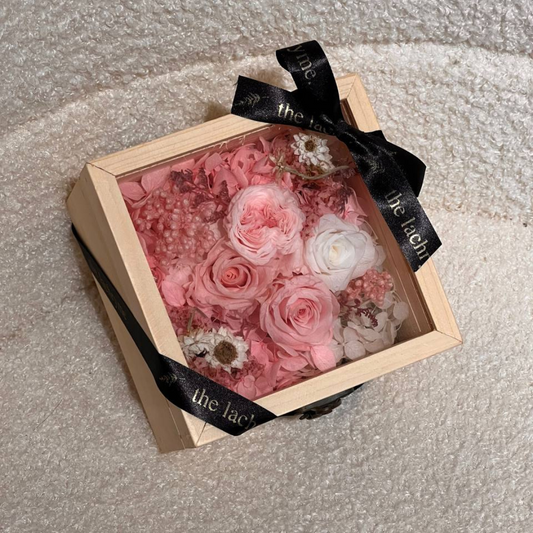 Verà | Boxed Blooms | Small