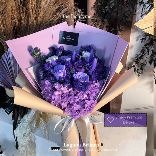 Emery | Preserved Blooms | Deluxe