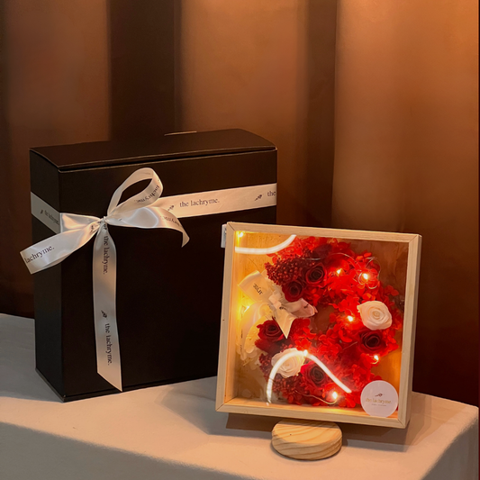 Fedora | Boxed Blooms | Grande