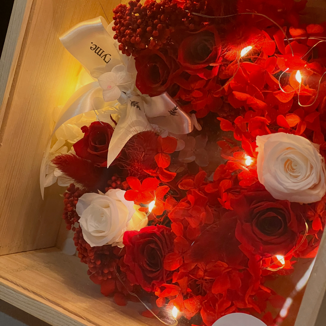 Fedora | Boxed Blooms | Grande