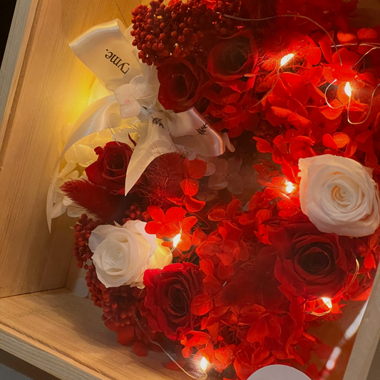 Fedora | Boxed Blooms | Grande