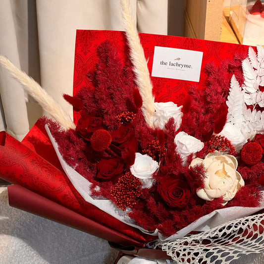 Lavinia | Preserved Blooms | Deluxe