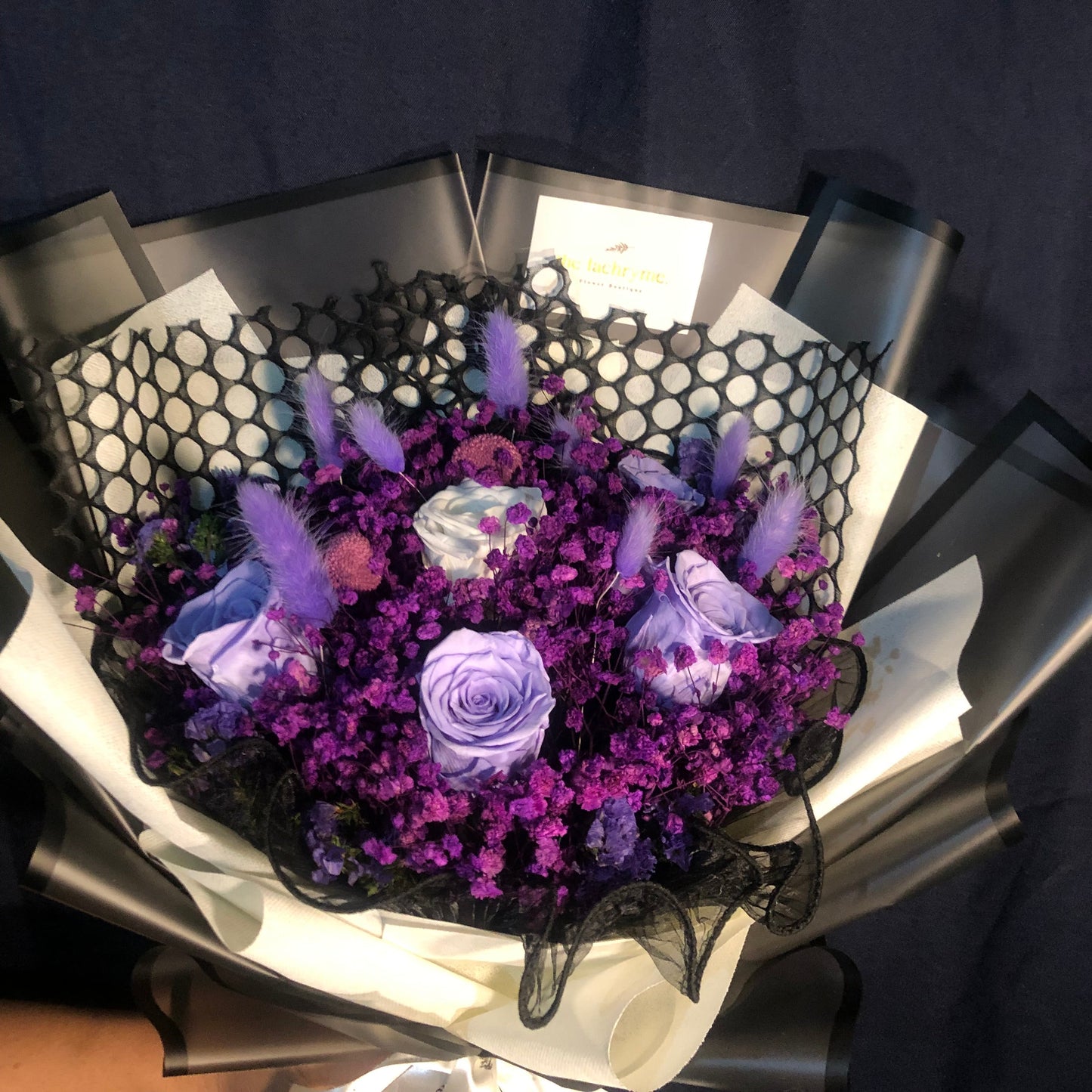 Pandora | Preserved Blooms | Deluxe