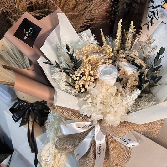 Latte | Preserved Blooms | Petite