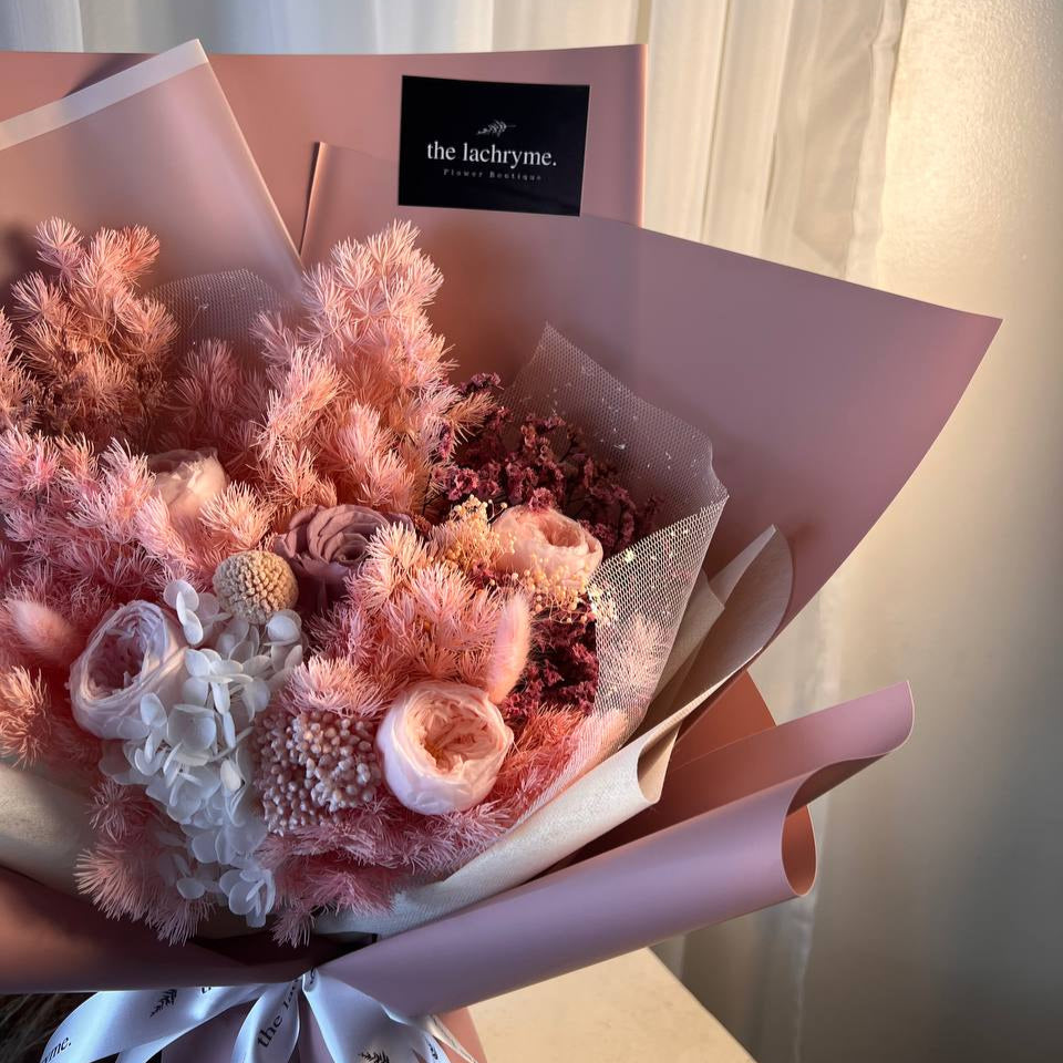 Cetus | Preserved Blooms | Deluxe