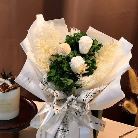 Charlotte | Preserved Blooms | Super Mini