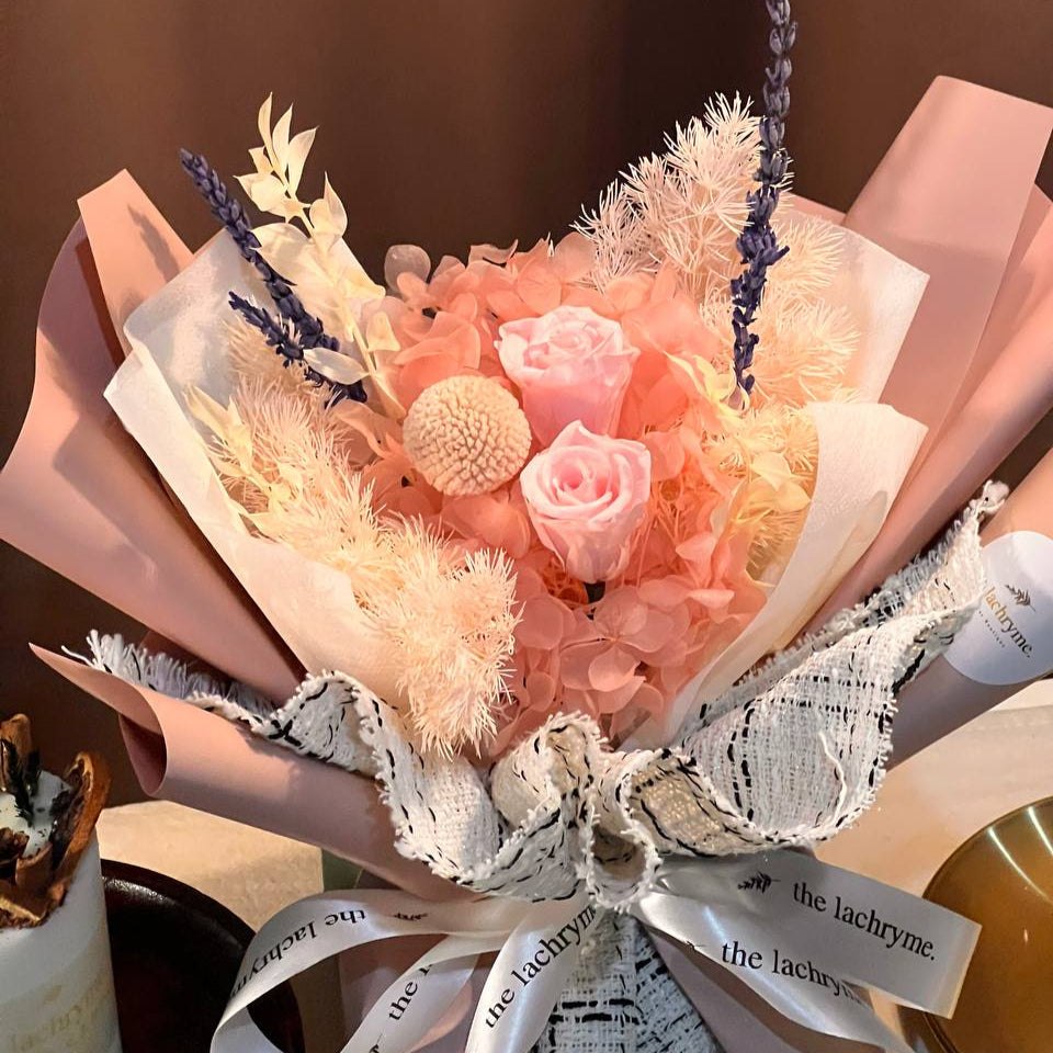 Isabella | Preserved Blooms | Super Mini
