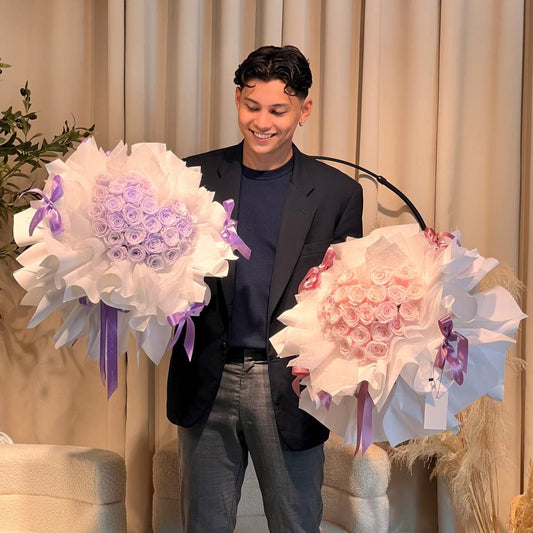 Châtaeu Fleur | 27 Preserved Roses | Round Blooms in Luxurious