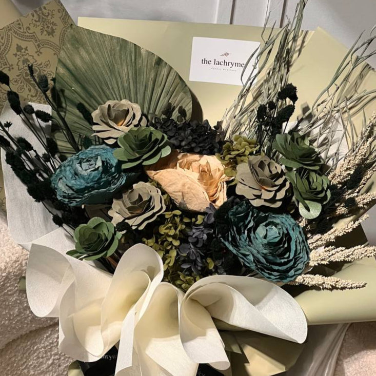 Pavona | Dried Blooms | Deluxe