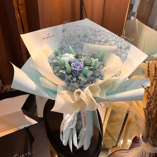 Evokia | Dried & Preserved Blooms | Petite