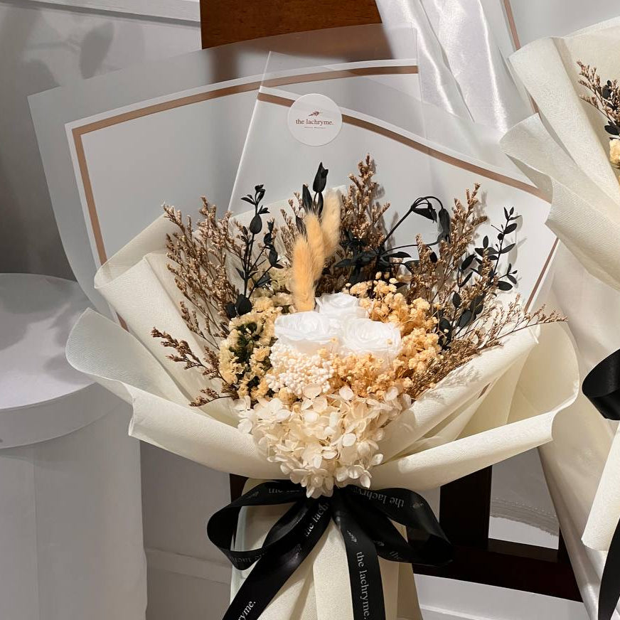 Kathy | Preserved Blooms | Petite