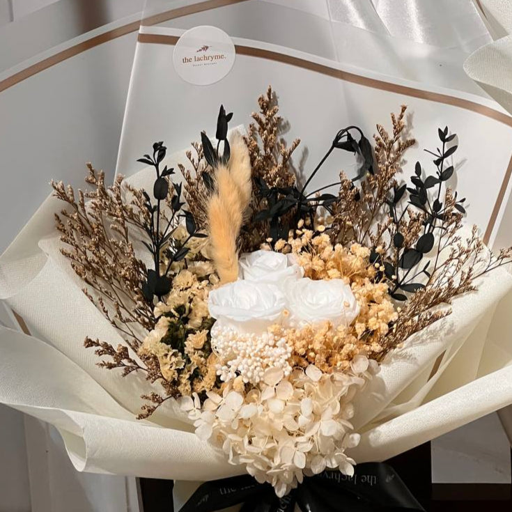 Kathy | Preserved Blooms | Petite