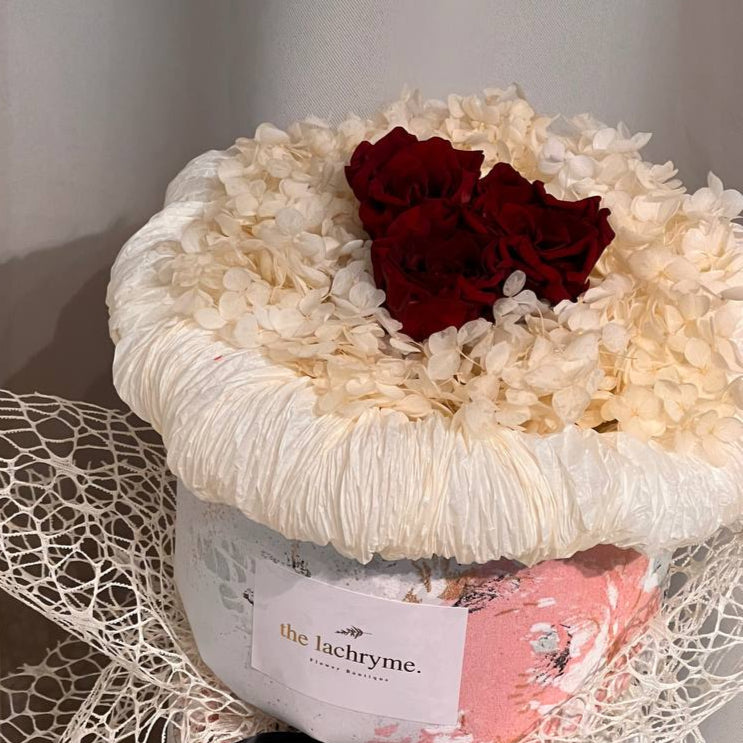Gyros in Red | Preserved Blooms | Petite