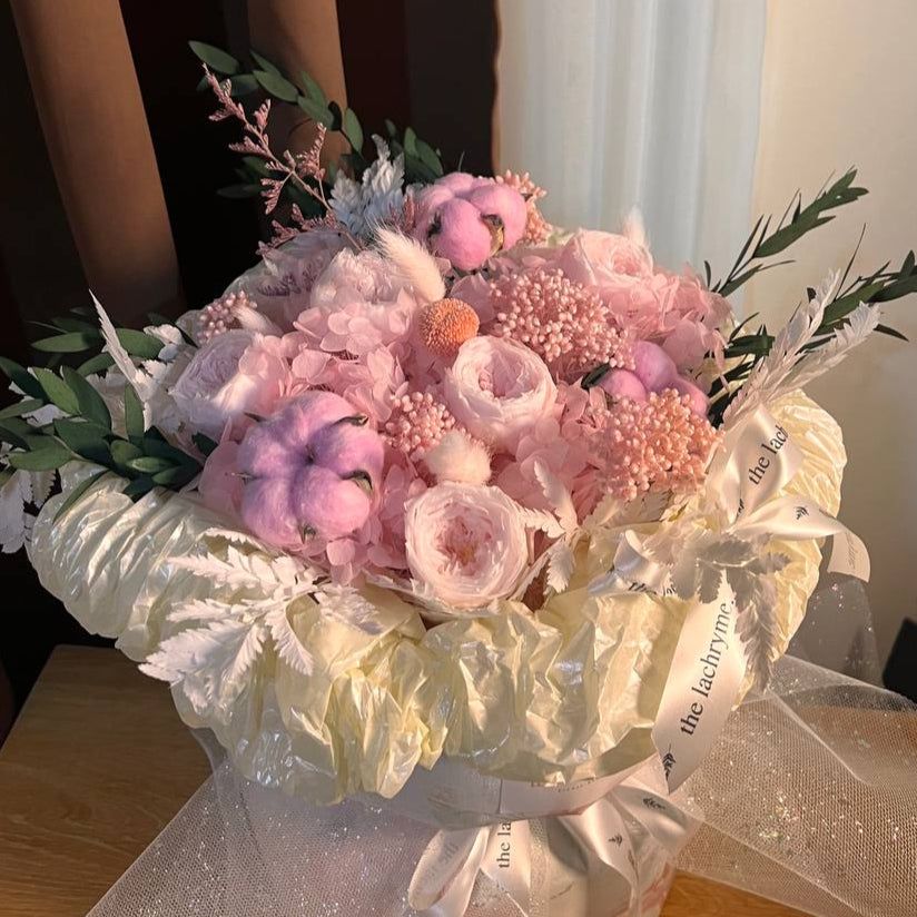 Dara in Baby Pink | Preserved Blooms | Round Blooms in Deluxe