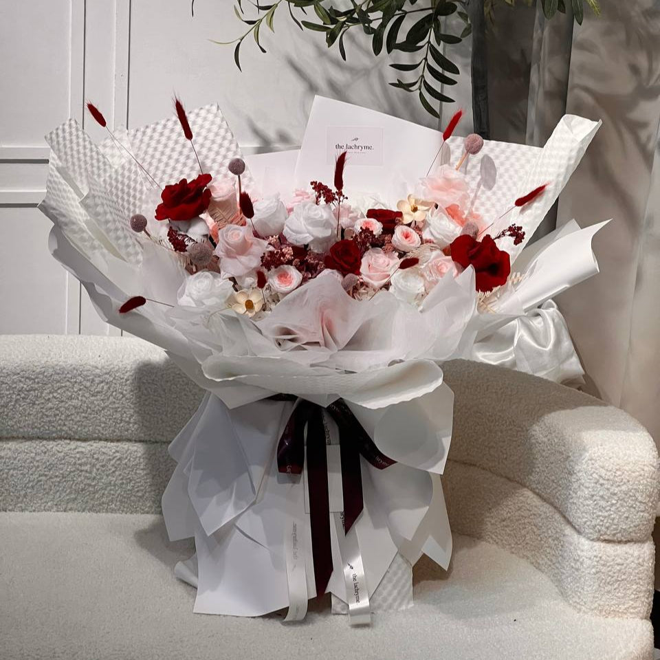 Lumière Douce | Preserved Blooms | Luxurious
