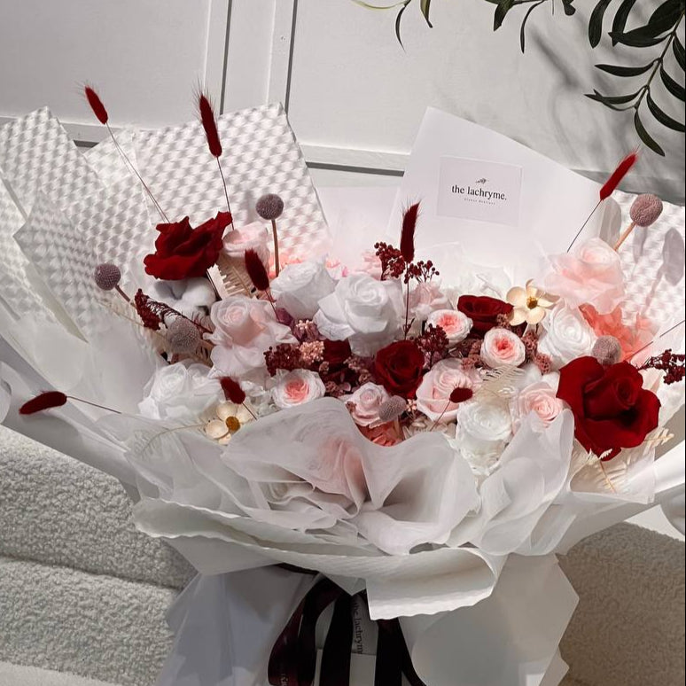 Lumière Douce | Preserved Blooms | Luxurious