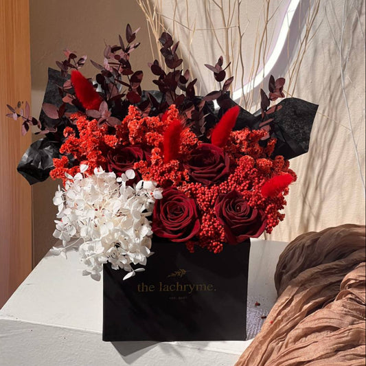 Crimson | Preserved Blooms | Le Fleur
