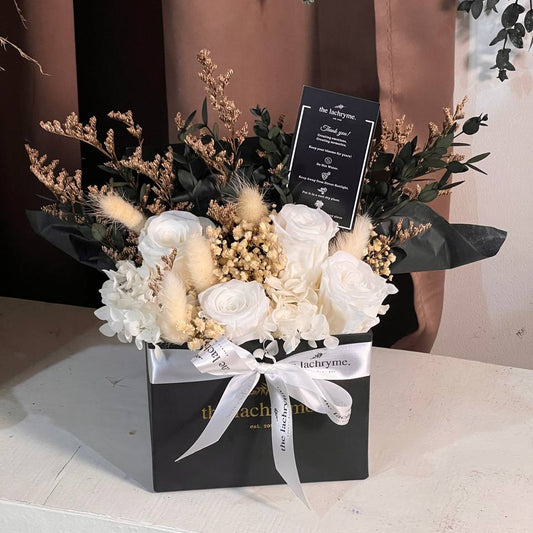 Blanca | Preserved Blooms | Le Fleur