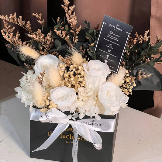 Blanca | Preserved Blooms | Le Fleur