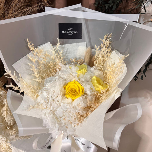 Lilly | Preserved Blooms | Grand