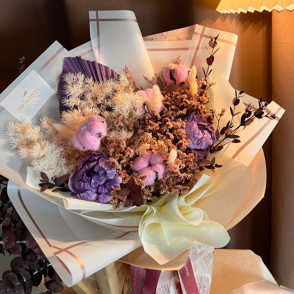 Penelope | Dried & Preserved Blooms | Deluxe