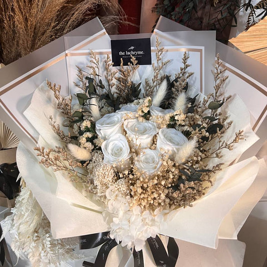 Kathy | Preserved Blooms | Deluxe