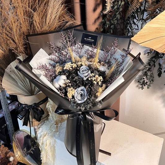 Zion | Preserved Blooms | Deluxe