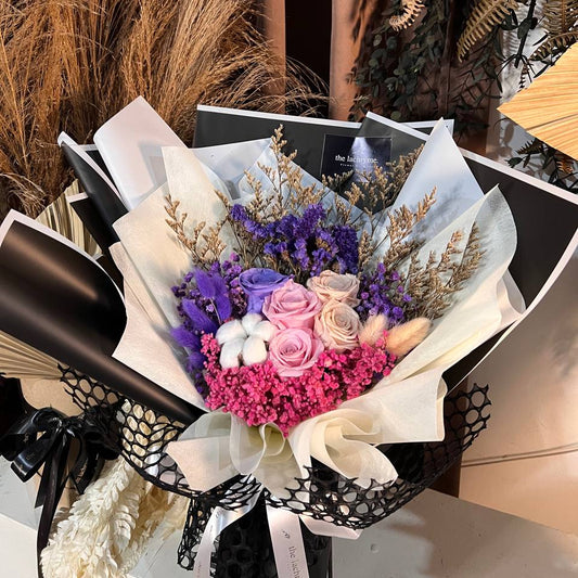 Ariana | Preserved Blooms | Deluxe