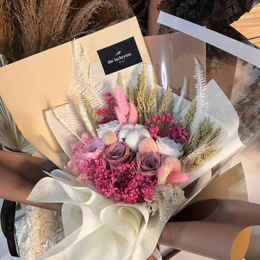 Leia | Preserved Blooms | Deluxe