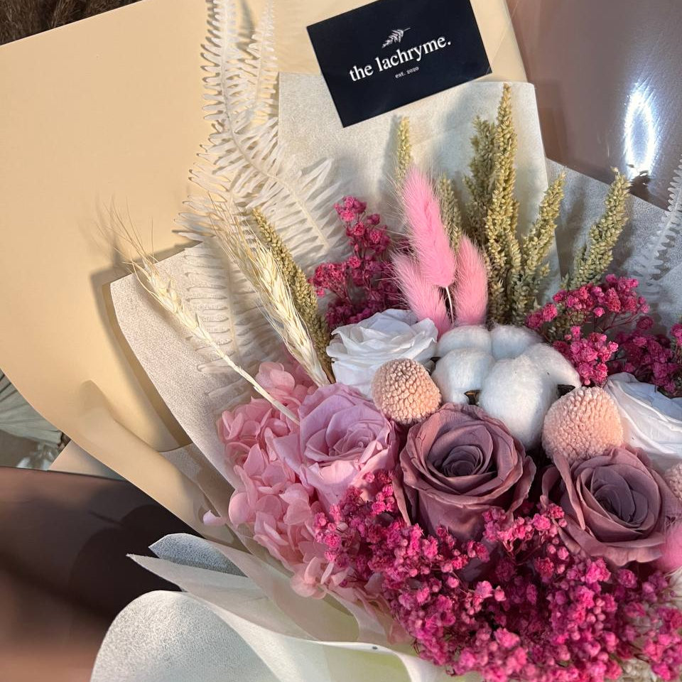 Leia | Preserved Blooms | Deluxe